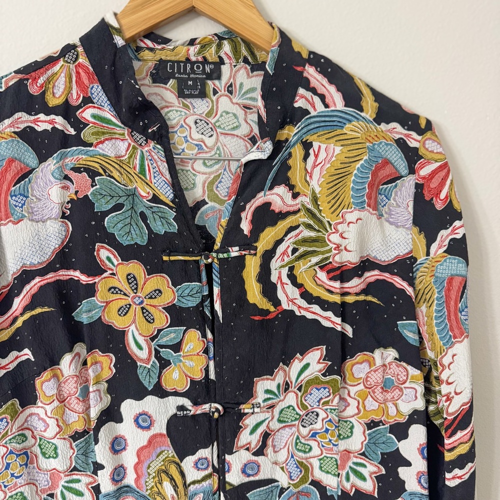 Citron Santa Monica Silk Asian Floral Crane Tunic Top Black Multicolor M - Picture 2 of 6